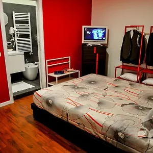  Apartment Eva E Diabolik Room Design Centro Milano Italy